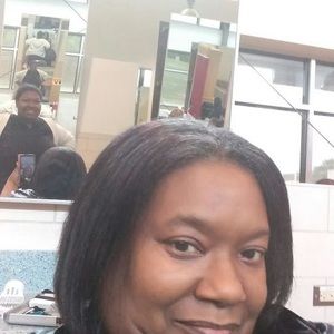 Meet your Posher, Michele